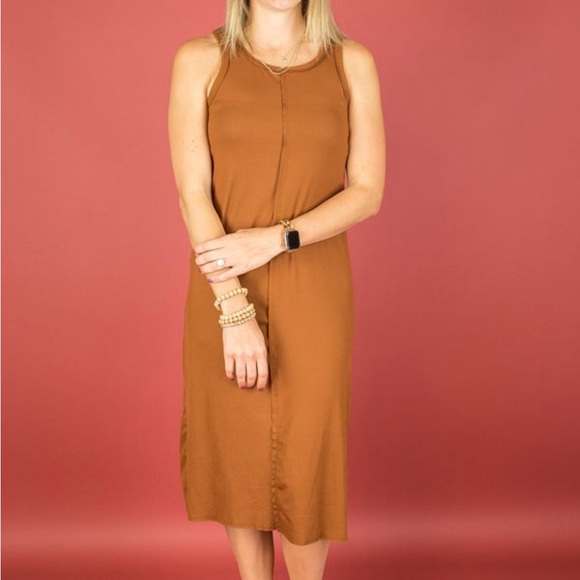 entro Black Ribbed Midi Dress from Flaunt Boutique Size M - Picture 2 of 5